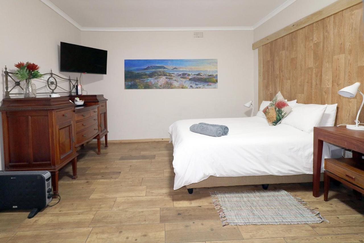 The Place Muizenberg Εξωτερικό φωτογραφία