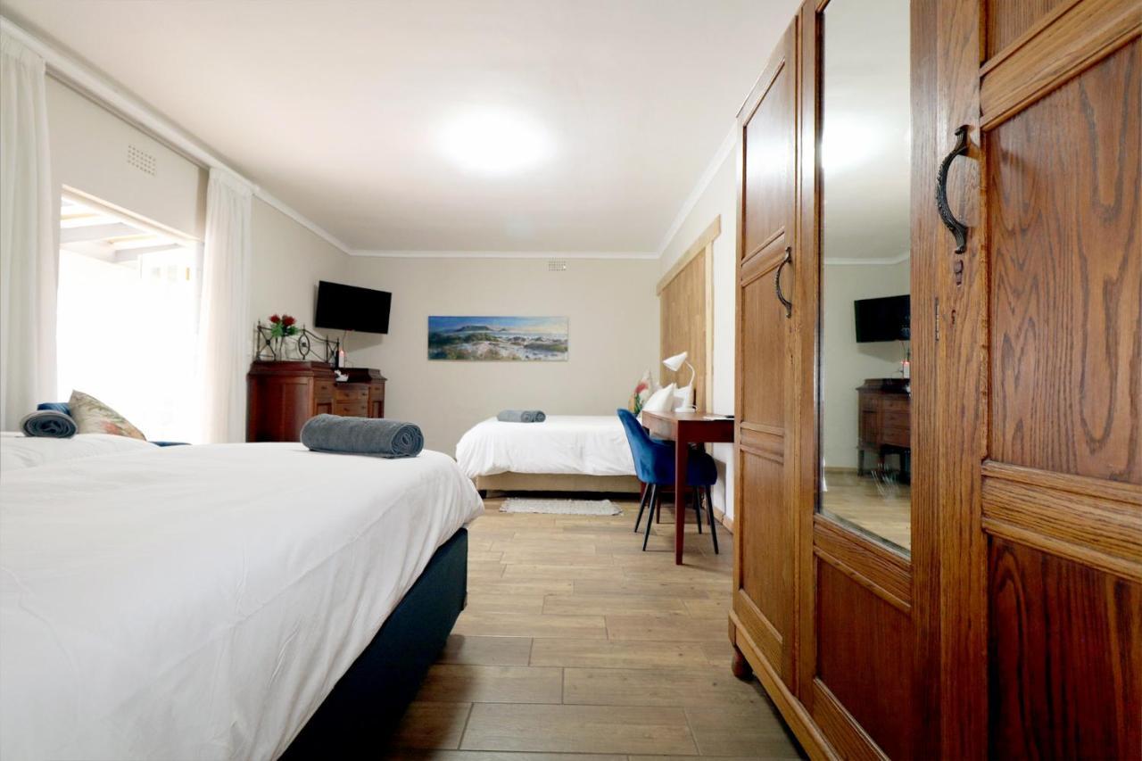 The Place Muizenberg Εξωτερικό φωτογραφία